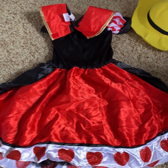 Queen of hearts Halloween costume - Picture 2 of 2